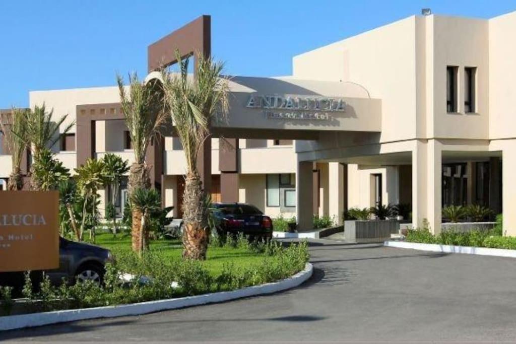 Andalucia Bizerte Plage Et Piscine מראה חיצוני תמונה